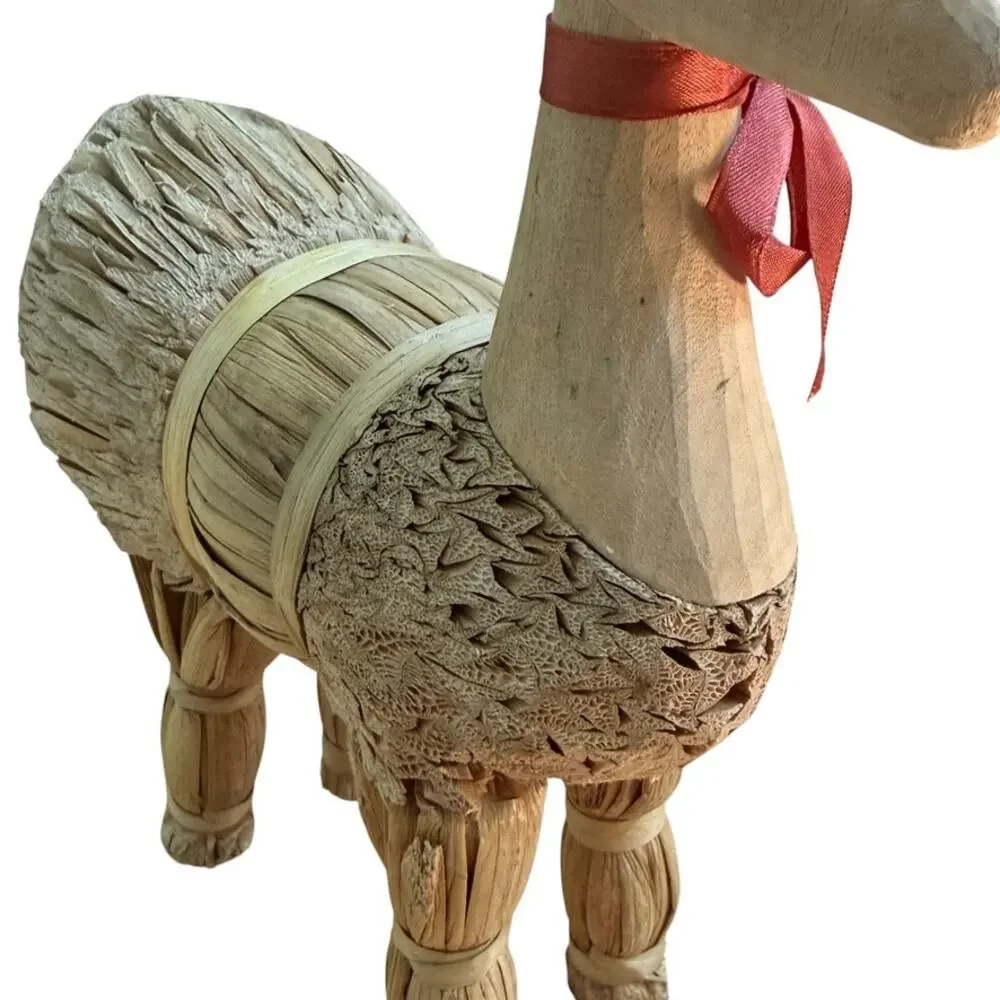 Reindeer Decor Christmas Rustic Straw Cornhusk Wood Retro Handmade Cozy Cabin